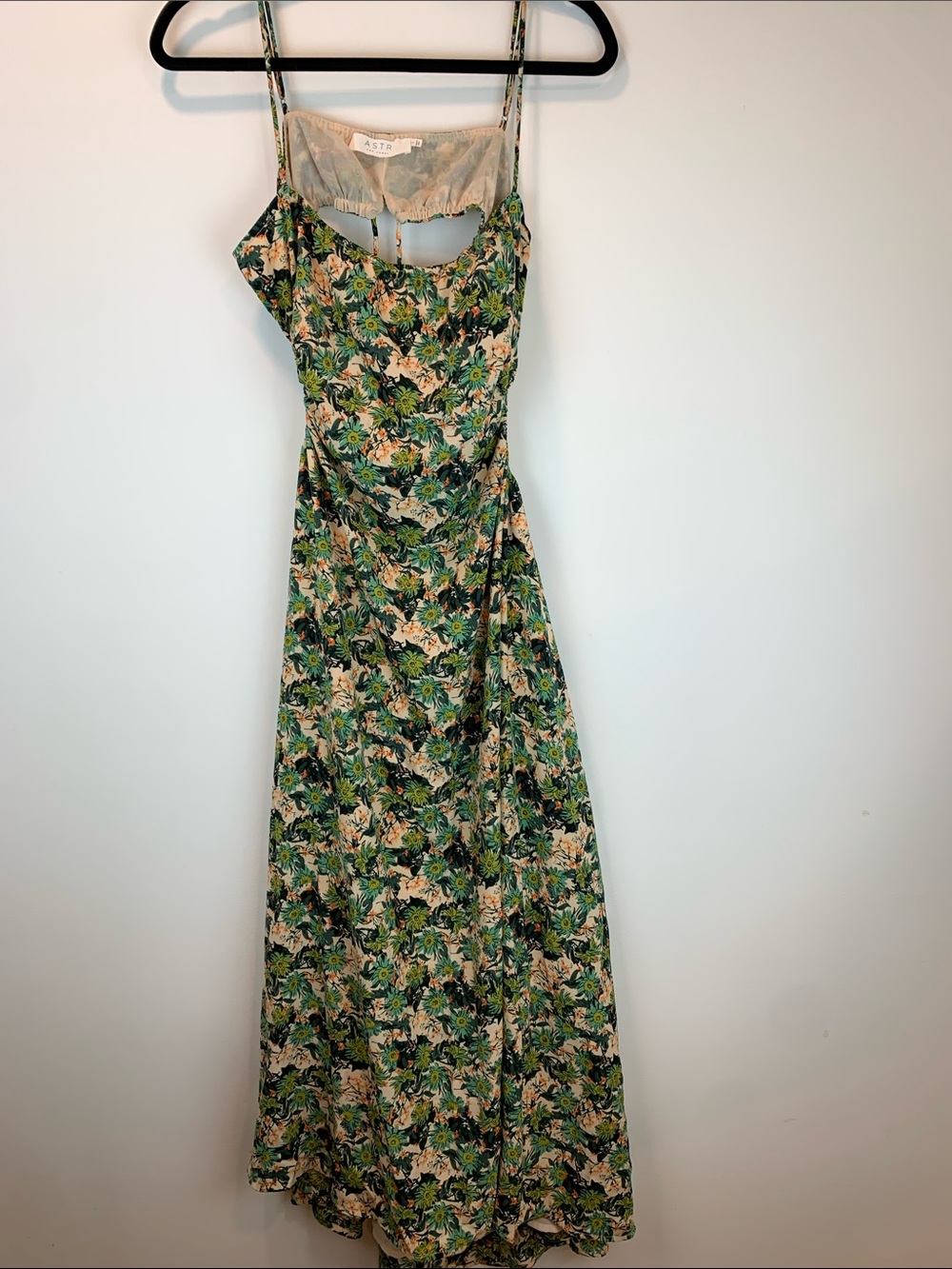 ASTR the Label Open Back Floral Midi Dress sz L summer beachy wedding guest vaca